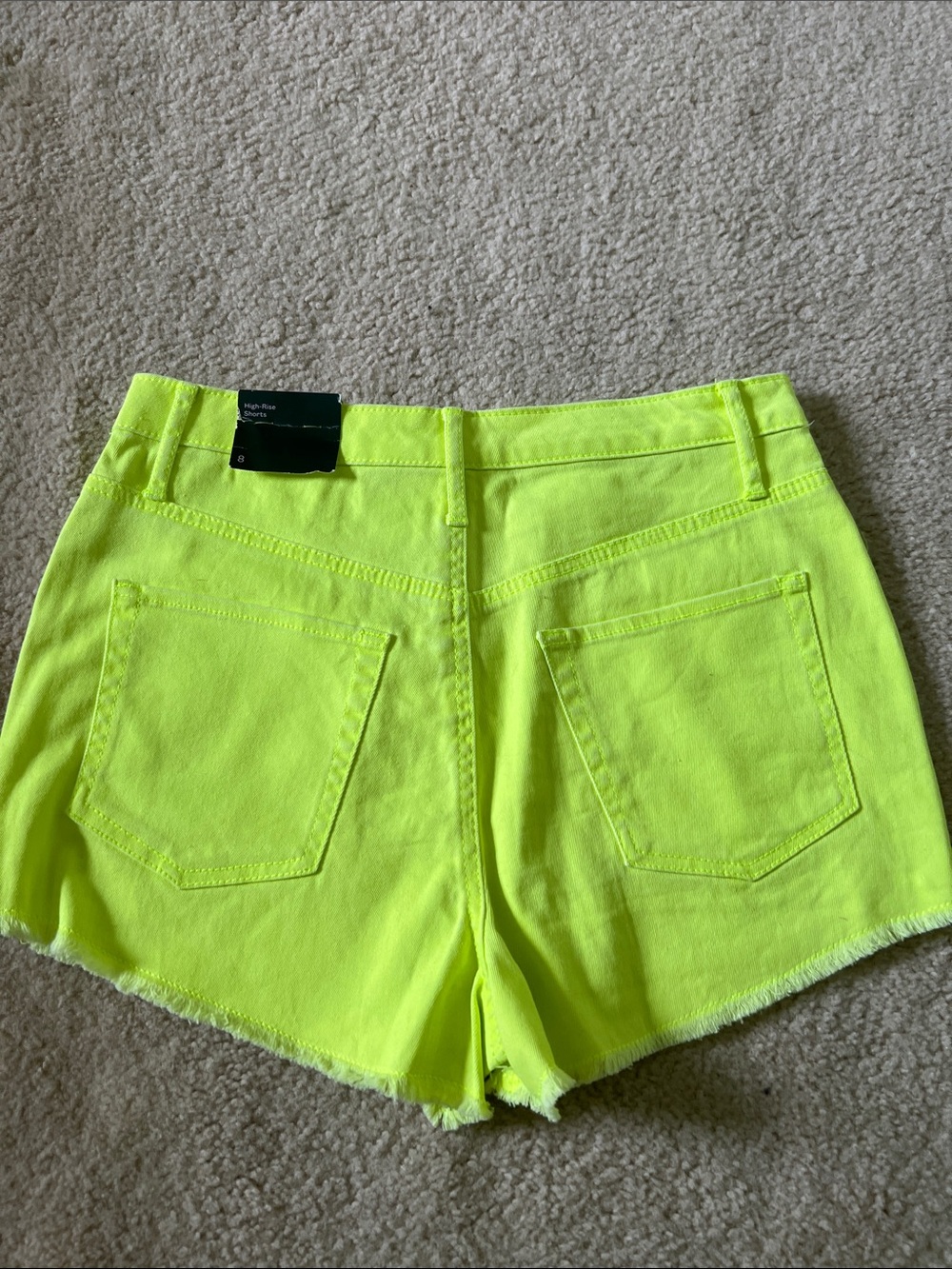 Wild Fable NWT Neon Yellow High-Rise Women’s Denim Shorts - Picture 4 of 4